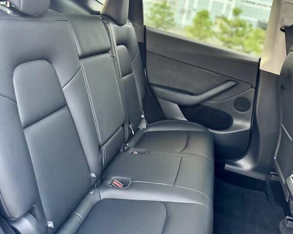 Белый Тесла Model Y, объемом двигателя 0 л и пробегом 3 тыс. км за 34498 $, фото 24 на Automoto.ua
