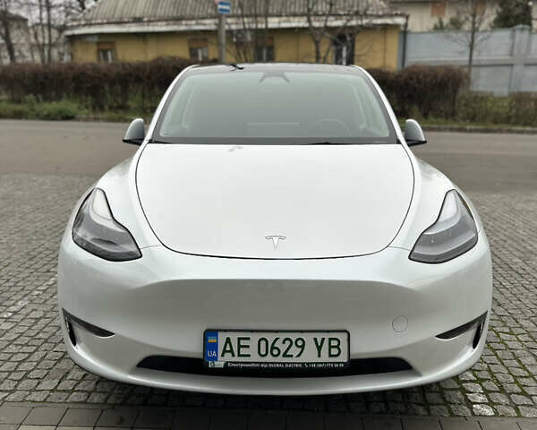 Белый Тесла Model Y, объемом двигателя 0 л и пробегом 16 тыс. км за 33700 $, фото 1 на Automoto.ua