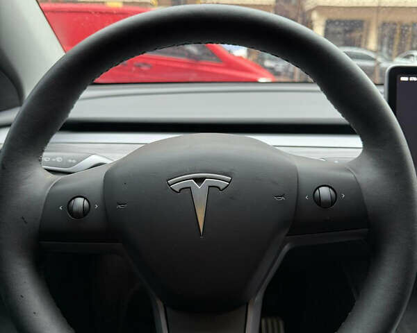 Белый Тесла Model Y, объемом двигателя 0 л и пробегом 17 тыс. км за 31300 $, фото 21 на Automoto.ua