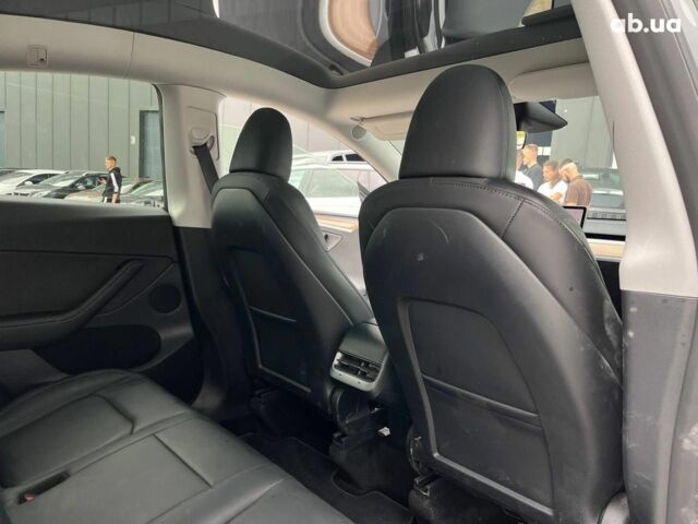 Белый Тесла Model Y, объемом двигателя 0 л и пробегом 33 тыс. км за 34890 $, фото 21 на Automoto.ua
