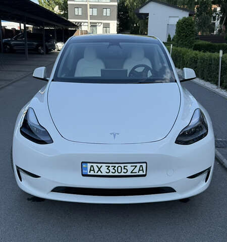 Белый Тесла Model Y, объемом двигателя 0 л и пробегом 14 тыс. км за 29300 $, фото 1 на Automoto.ua