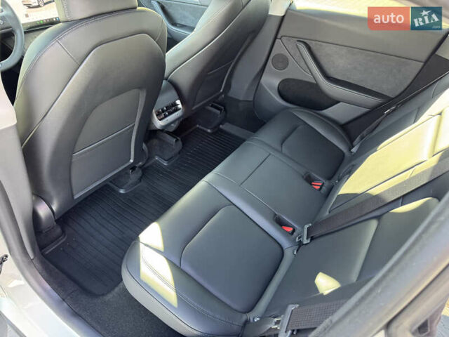 Белый Тесла Model Y, объемом двигателя 0 л и пробегом 26 тыс. км за 29900 $, фото 52 на Automoto.ua