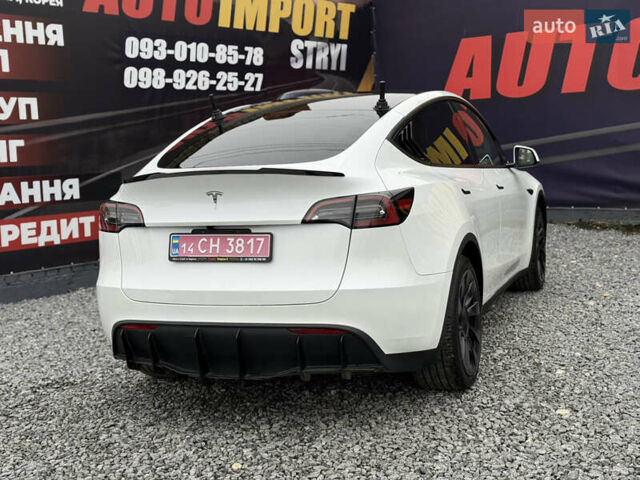 Белый Тесла Model Y, объемом двигателя 0 л и пробегом 23 тыс. км за 26500 $, фото 41 на Automoto.ua