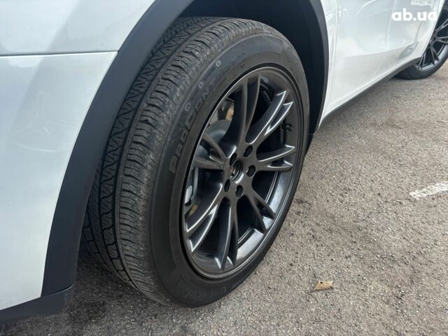 Белый Тесла Model Y, объемом двигателя 0 л и пробегом 25 тыс. км за 33290 $, фото 12 на Automoto.ua