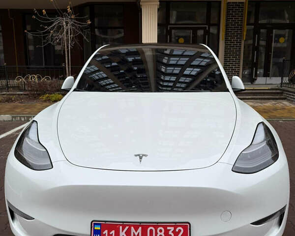 Белый Тесла Model Y, объемом двигателя 0 л и пробегом 17 тыс. км за 31300 $, фото 11 на Automoto.ua