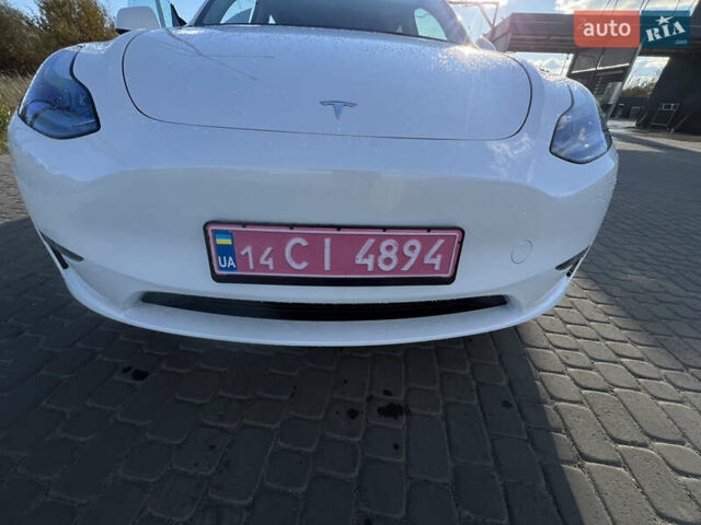 Тесла Model Y 2024 у Жовкві на Automoto.ua Білий Тесла Model Y, об'ємом двигуна 0 л та пробігом 30 тис. км за 33000 $, фото 34 на Automoto.ua