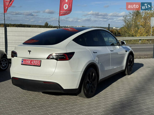 Белый Тесла Model Y, объемом двигателя 0 л и пробегом 26 тыс. км за 29900 $, фото 7 на Automoto.ua