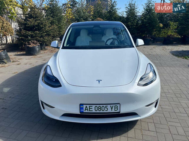 Белый Тесла Model Y, объемом двигателя 0 л и пробегом 39 тыс. км за 30999 $, фото 5 на Automoto.ua