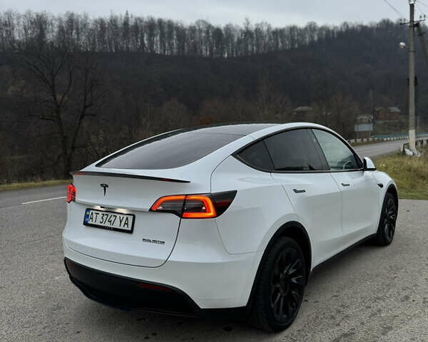 Белый Тесла Model Y, объемом двигателя 0 л и пробегом 23 тыс. км за 34000 $, фото 4 на Automoto.ua
