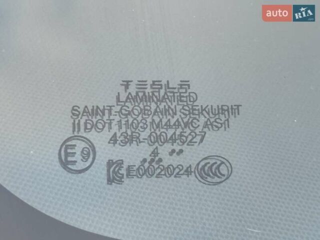 Белый Тесла Model Y, объемом двигателя 0 л и пробегом 3 тыс. км за 34498 $, фото 13 на Automoto.ua