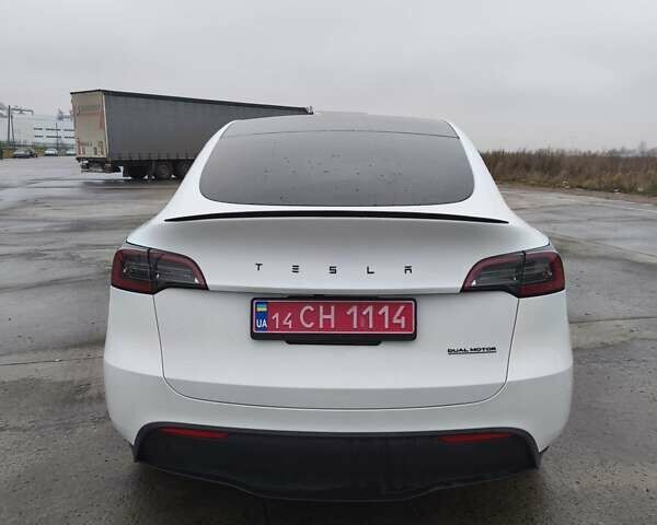 Белый Тесла Model Y, объемом двигателя 0 л и пробегом 19 тыс. км за 28800 $, фото 3 на Automoto.ua