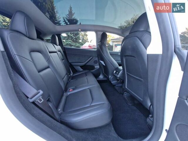 Білий Тесла Model Y, об'ємом двигуна 0 л та пробігом 23 тис. км за 30000 $, фото 22 на Automoto.ua