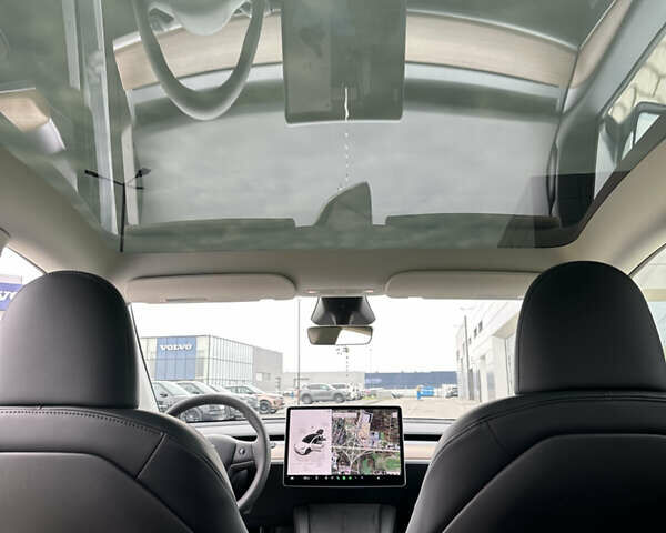 Белый Тесла Model Y, объемом двигателя 0 л и пробегом 6 тыс. км за 27000 $, фото 19 на Automoto.ua