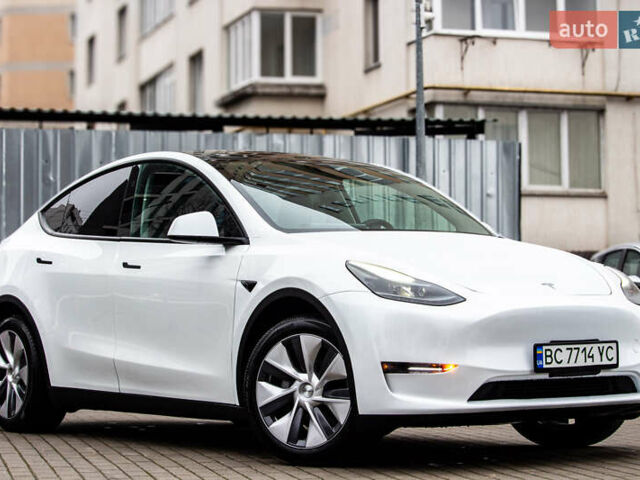 Білий Тесла Model Y, об'ємом двигуна 0 л та пробігом 11 тис. км за 30000 $, фото 6 на Automoto.ua