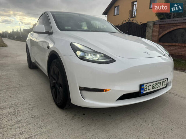 Білий Тесла Model Y, об'ємом двигуна 0 л та пробігом 10 тис. км за 31300 $, фото 5 на Automoto.ua