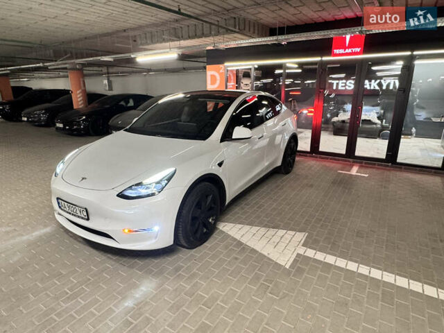 Белый Тесла Model Y, объемом двигателя 0 л и пробегом 32 тыс. км за 29500 $, фото 7 на Automoto.ua