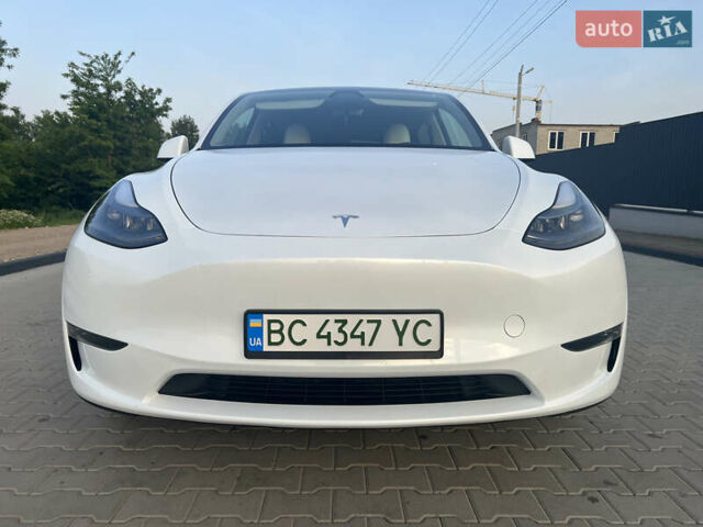 Белый Тесла Model Y, объемом двигателя 0 л и пробегом 8 тыс. км за 33000 $, фото 6 на Automoto.ua