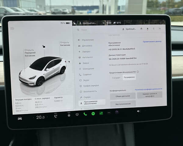 Белый Тесла Model Y, объемом двигателя 0 л и пробегом 6 тыс. км за 27000 $, фото 26 на Automoto.ua