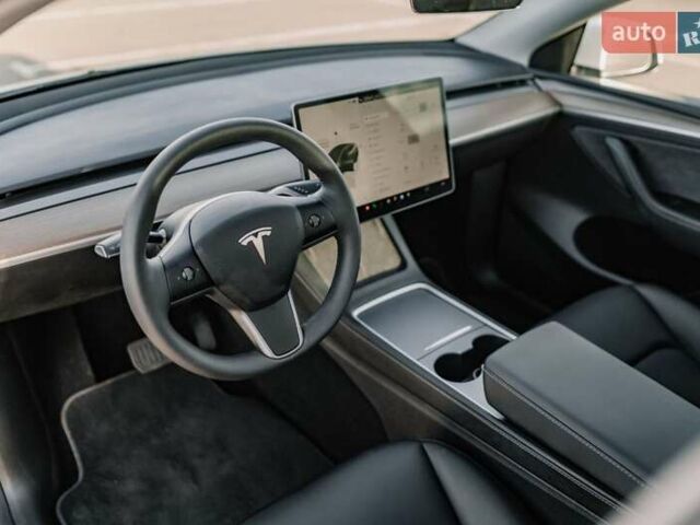 Білий Тесла Model Y, об'ємом двигуна 0 л та пробігом 5 тис. км за 29900 $, фото 33 на Automoto.ua