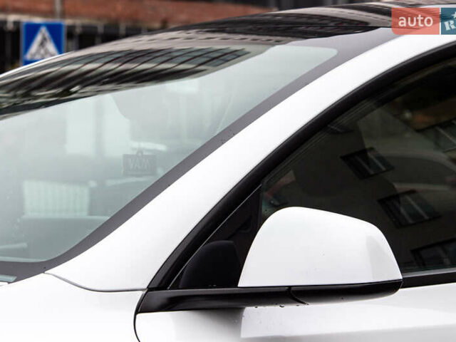 Білий Тесла Model Y, об'ємом двигуна 0 л та пробігом 11 тис. км за 30000 $, фото 23 на Automoto.ua