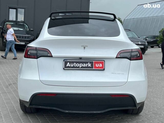 Белый Тесла Model Y, объемом двигателя 0 л и пробегом 33 тыс. км за 34890 $, фото 8 на Automoto.ua