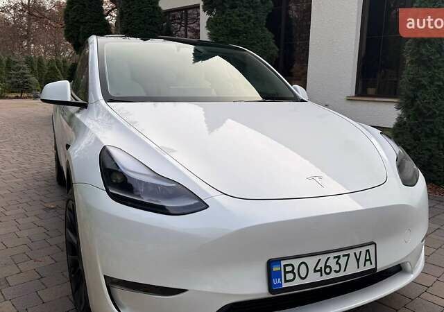 Белый Тесла Model Y, объемом двигателя 0 л и пробегом 1 тыс. км за 29950 $, фото 22 на Automoto.ua