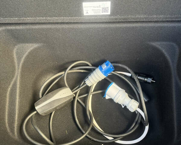 Білий Тесла Model Y, об'ємом двигуна 0 л та пробігом 10 тис. км за 31300 $, фото 9 на Automoto.ua