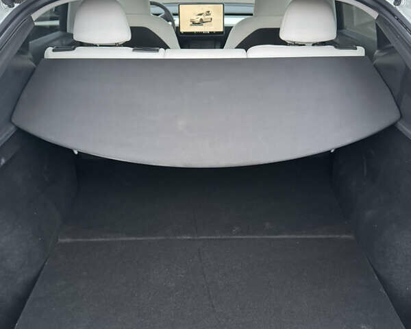 Білий Тесла Model Y, об'ємом двигуна 0 л та пробігом 8 тис. км за 34500 $, фото 17 на Automoto.ua