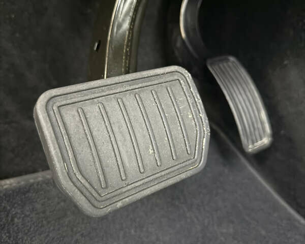 Белый Тесла Model Y, объемом двигателя 0 л и пробегом 23 тыс. км за 26500 $, фото 31 на Automoto.ua