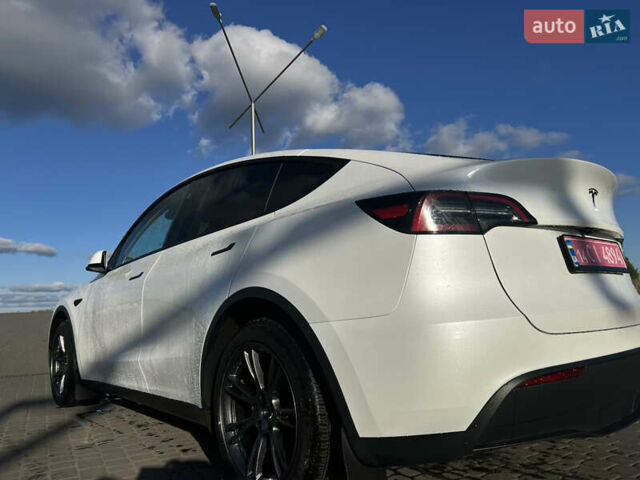 Тесла Model Y 2024 у Жовкві на Automoto.ua Білий Тесла Model Y, об'ємом двигуна 0 л та пробігом 30 тис. км за 33000 $, фото 5 на Automoto.ua