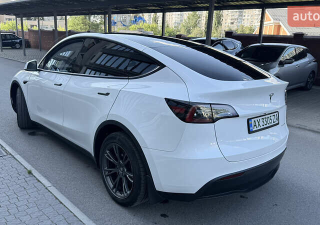 Белый Тесла Model Y, объемом двигателя 0 л и пробегом 10 тыс. км за 29500 $, фото 5 на Automoto.ua