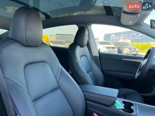 Белый Тесла Model Y, объемом двигателя 0 л и пробегом 34 тыс. км за 30890 $, фото 21 на Automoto.ua