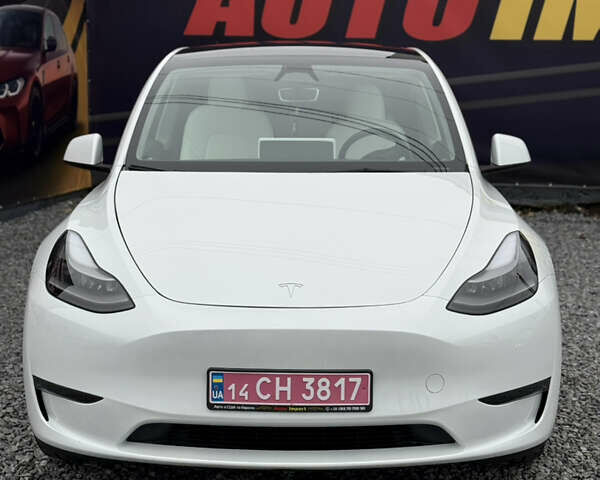 Белый Тесла Model Y, объемом двигателя 0 л и пробегом 23 тыс. км за 26500 $, фото 3 на Automoto.ua