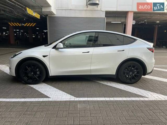 Белый Тесла Model Y, объемом двигателя 0 л и пробегом 18 тыс. км за 38900 $, фото 3 на Automoto.ua