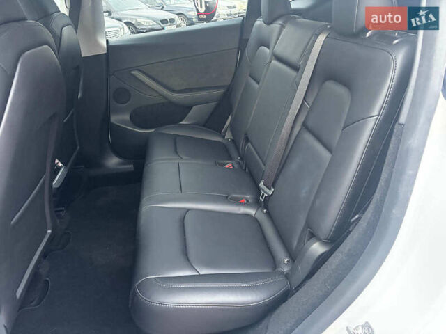 Белый Тесла Model Y, объемом двигателя 0 л и пробегом 25 тыс. км за 33290 $, фото 16 на Automoto.ua