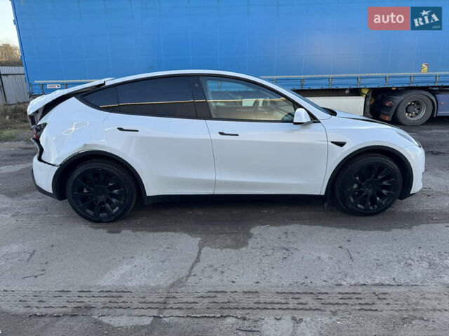 Білий Тесла Model Y, об'ємом двигуна 0 л та пробігом 47 тис. км за 23700 $, фото 2 на Automoto.ua