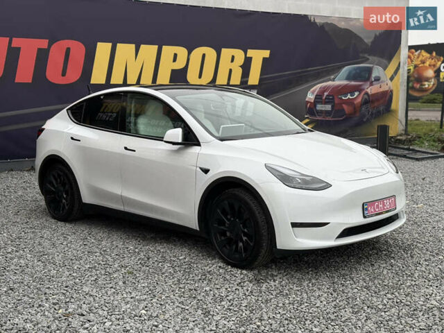 Белый Тесла Model Y, объемом двигателя 0 л и пробегом 23 тыс. км за 26500 $, фото 6 на Automoto.ua