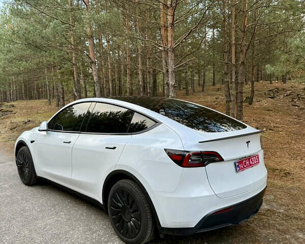 Белый Тесла Model Y, объемом двигателя 0 л и пробегом 4 тыс. км за 32700 $, фото 5 на Automoto.ua