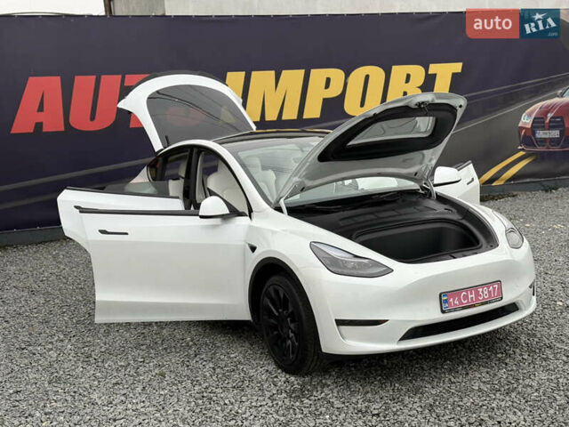 Белый Тесла Model Y, объемом двигателя 0 л и пробегом 23 тыс. км за 26500 $, фото 15 на Automoto.ua