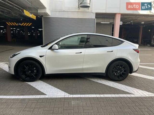 Белый Тесла Model Y, объемом двигателя 0 л и пробегом 18 тыс. км за 38900 $, фото 1 на Automoto.ua
