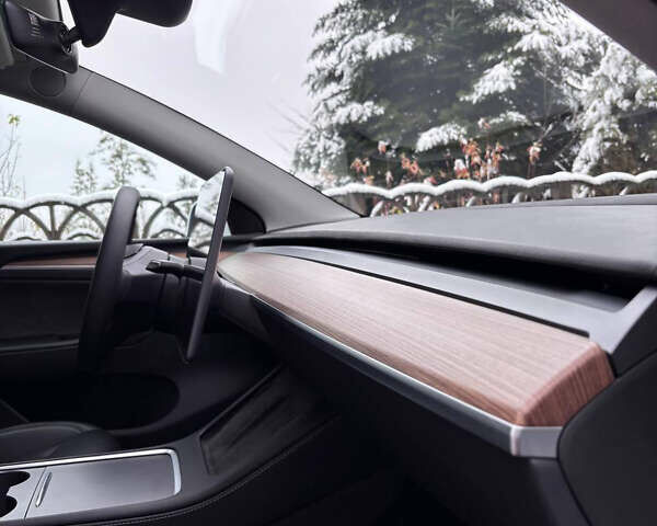 Белый Тесла Model Y, объемом двигателя 0 л и пробегом 16 тыс. км за 30999 $, фото 71 на Automoto.ua