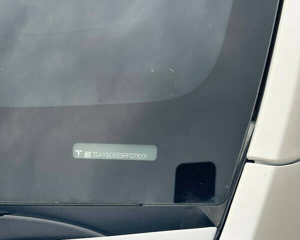 Белый Тесла Model Y, объемом двигателя 0 л и пробегом 35 тыс. км за 29000 $, фото 7 на Automoto.ua