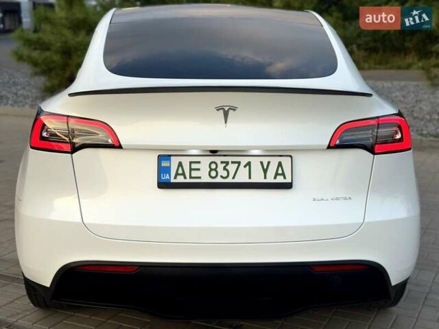 Белый Тесла Model Y, объемом двигателя 0 л и пробегом 3 тыс. км за 34498 $, фото 9 на Automoto.ua