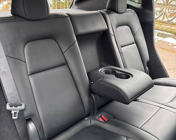 Белый Тесла Model Y, объемом двигателя 0 л и пробегом 16 тыс. км за 30999 $, фото 49 на Automoto.ua