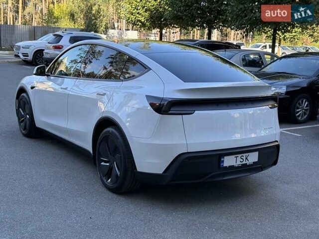 Білий Тесла Model Y, об'ємом двигуна 0 л та пробігом 1 тис. км за 63784 $, фото 4 на Automoto.ua
