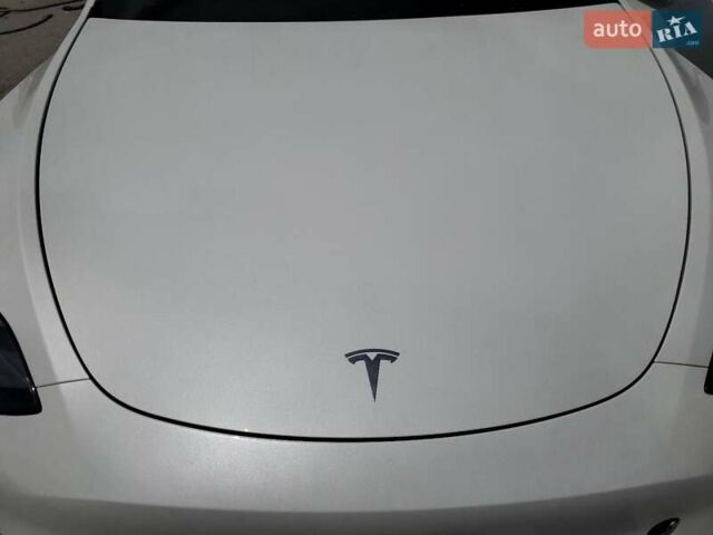 Білий Тесла Model Y, об'ємом двигуна 0 л та пробігом 37 тис. км за 15000 $, фото 10 на Automoto.ua