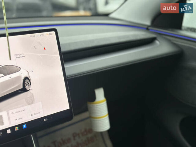 Белый Тесла Model Y, объемом двигателя 0 л и пробегом 1 тыс. км за 58999 $, фото 18 на Automoto.ua