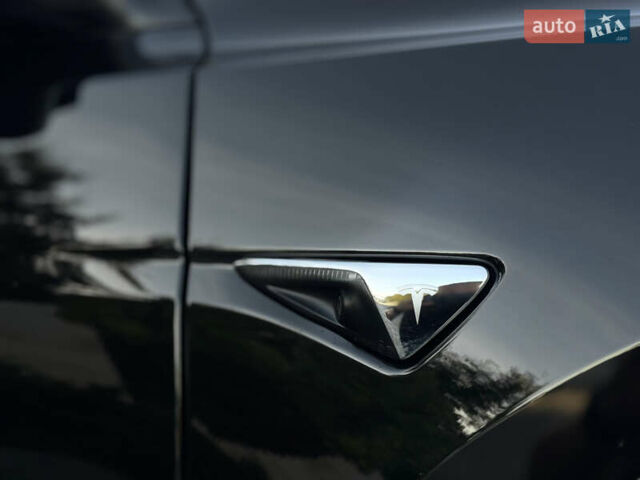 Черный Тесла Model Y, объемом двигателя 0 л и пробегом 113 тыс. км за 21999 $, фото 13 на Automoto.ua