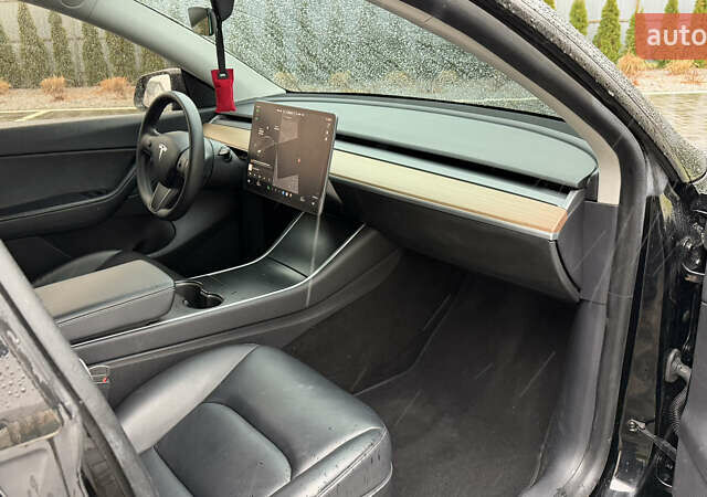 Черный Тесла Model Y, объемом двигателя 0 л и пробегом 169 тыс. км за 21900 $, фото 28 на Automoto.ua