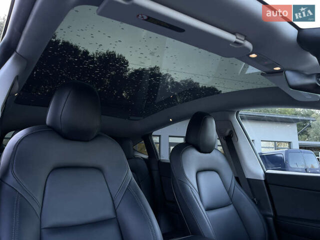 Чорний Тесла Model Y, об'ємом двигуна 0 л та пробігом 38 тис. км за 32900 $, фото 19 на Automoto.ua
